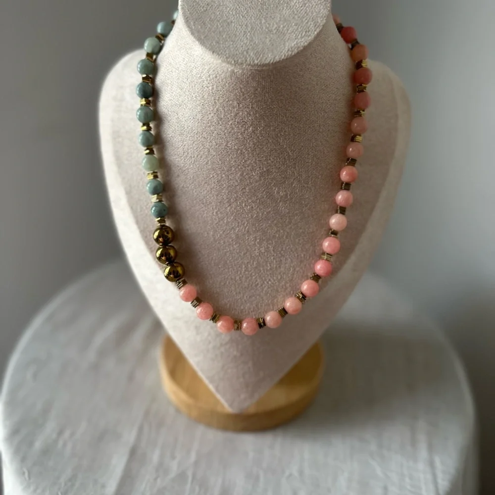 MIXED STONES BLUE GREEN PINK STATEMENT NECKLACE 18” GOLD HEMATITE